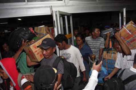  MUDIK LEBARAN: Pelabuhan Tanjung Priok Masih Sepi Penumpang